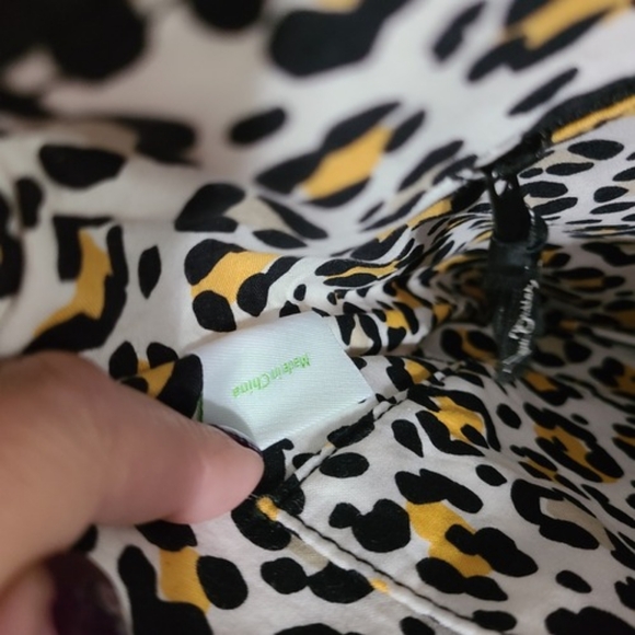 Vera Bradley Go Wild Tablet Hipster Crossbody - Picture 9 of 12